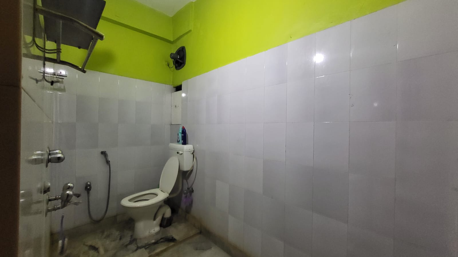 Unfurnished 2bhk in Hatigaon, Guwahati, Assam, India for Rent